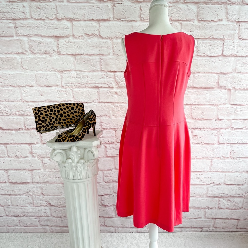 Evan-Picone Coral Sleeveless Dress - 8 - Picture 3 of 9